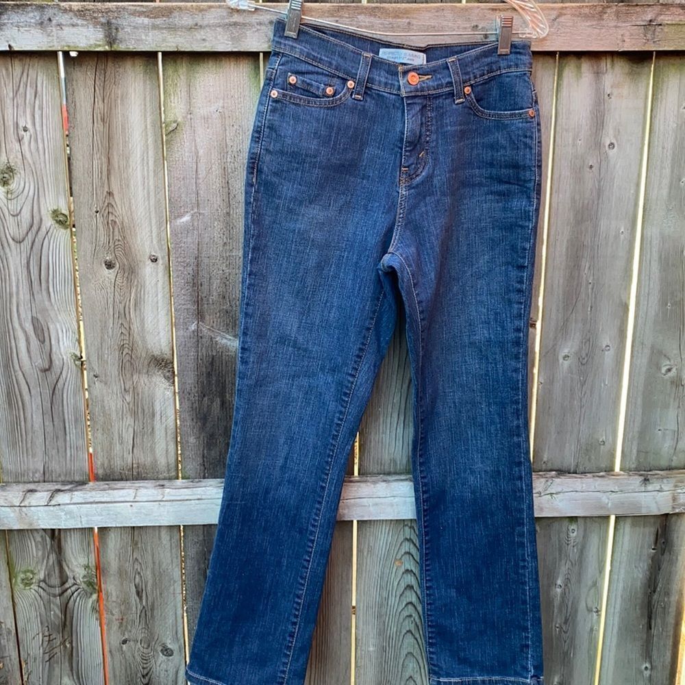 Levi’s Perfectly Slimming Jeans sz. 6
